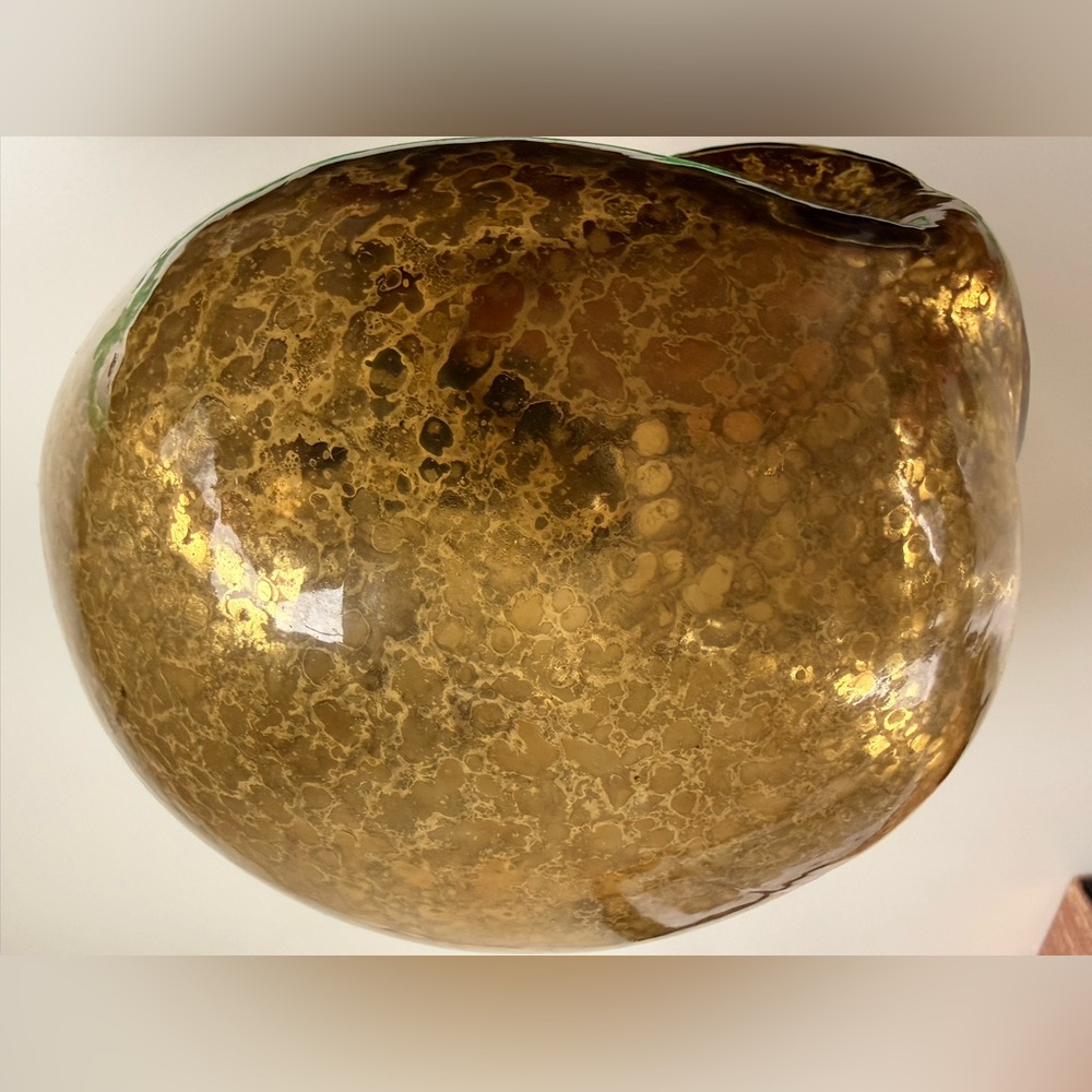Metallic gold glass skull decor - Picture 8 of 9